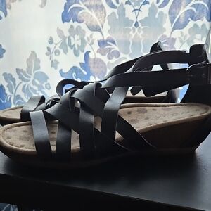 Black Strappy Women's Sandals - Unknown Brand